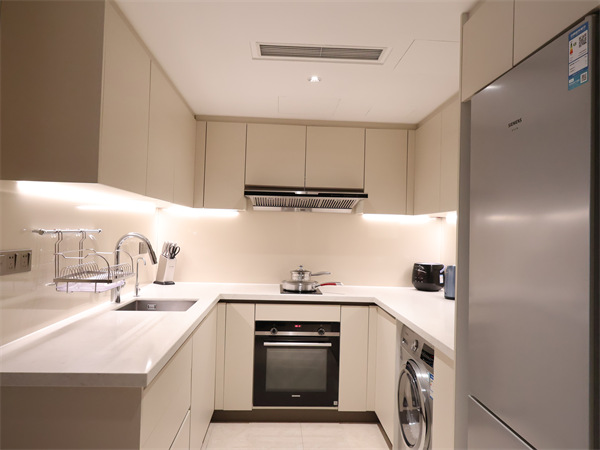 国贸公寓1居室70sqm(china world) (2).jpg